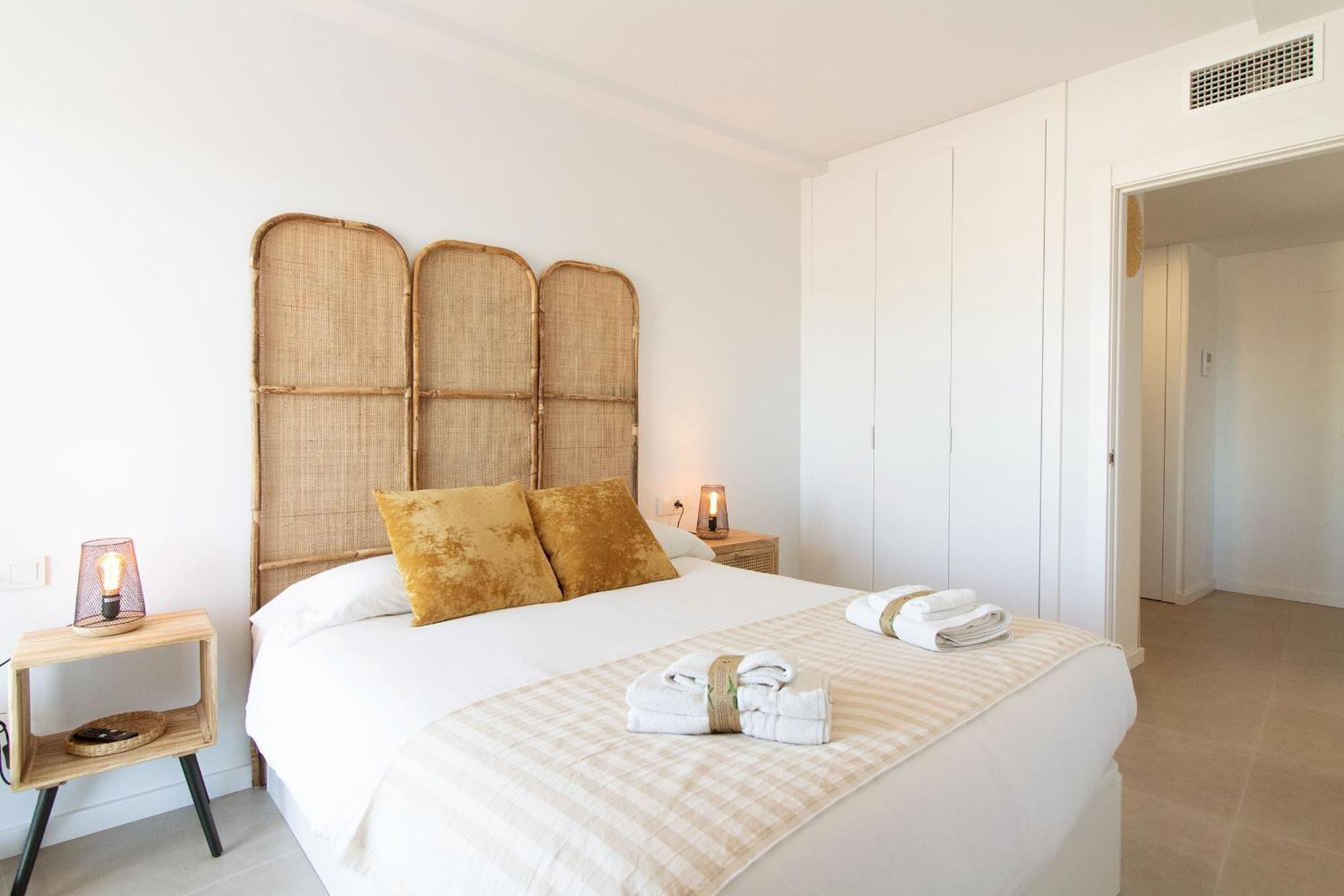 Global Properties, Apartamento Con Terraza Y Vistas Al Mar Y A La Montana Canet d'En Berenguer ภายนอก รูปภาพ